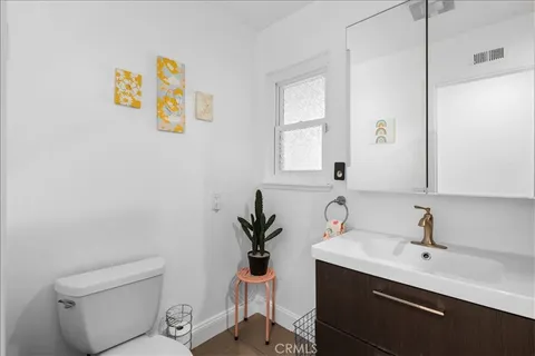 $1,749,000 | 26111 Hatmor Drive, Calabasas, CA 91302