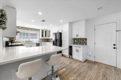 $1,749,000 | 26111 Hatmor Drive, Calabasas, CA 91302