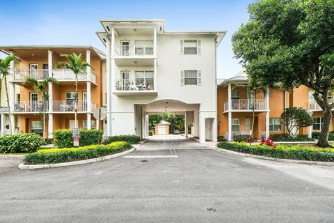 $449,900 | 410 Olssen Avenue, Fort Lauderdale, FL 33312