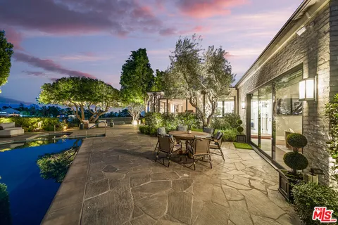 $4,399,500 | 2410 Crest View Drive, Los Angeles, CA 90046
