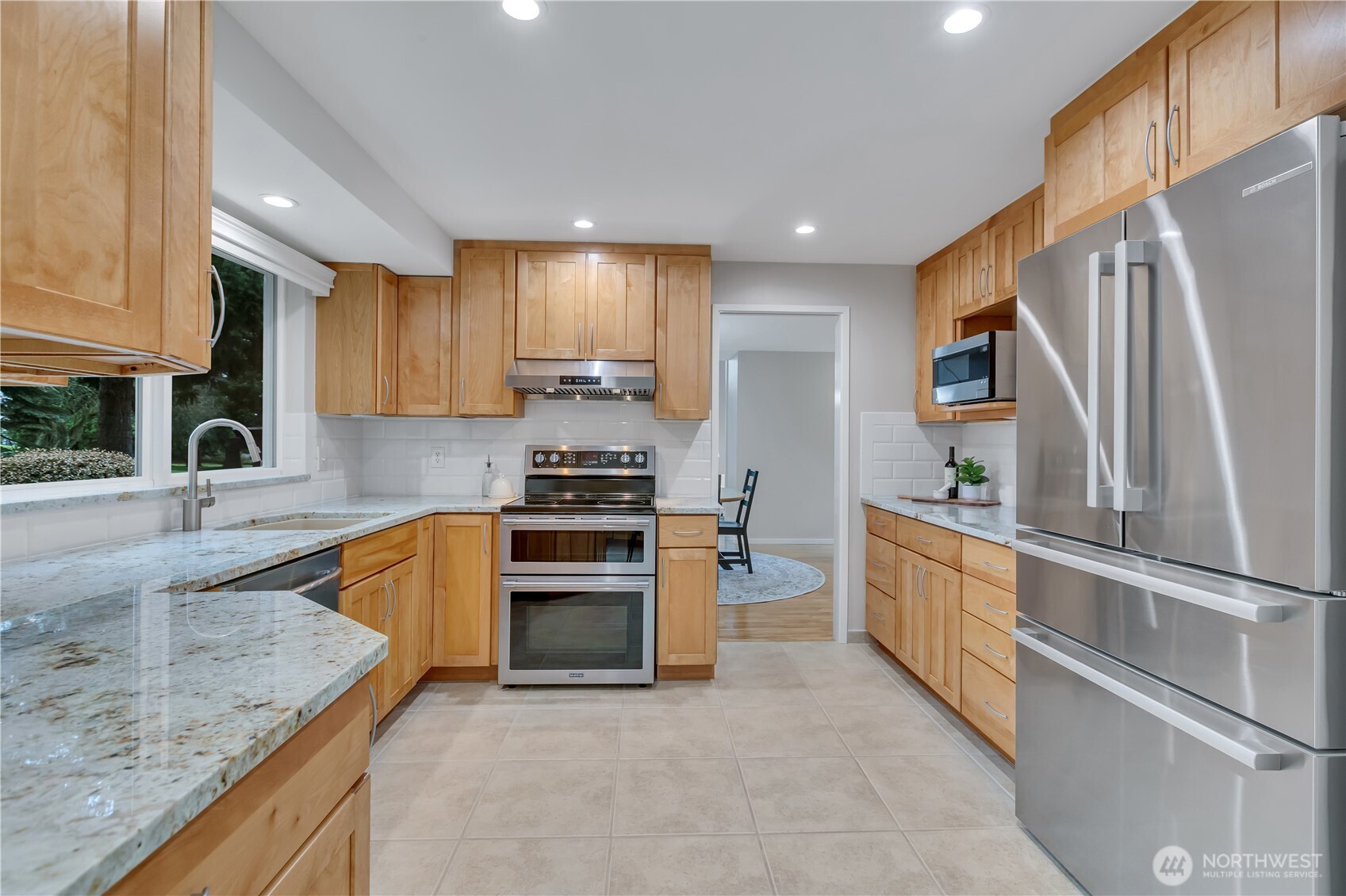 31643 37th Avenue Southwest Federal Way, WA 98023 - Photo 13 of 37