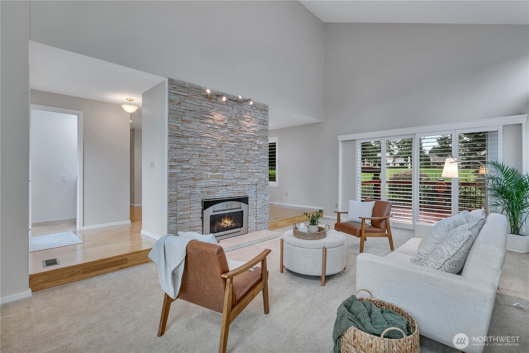 31643 37th Avenue Southwest Federal Way, WA 98023 - Photo 7 of 37