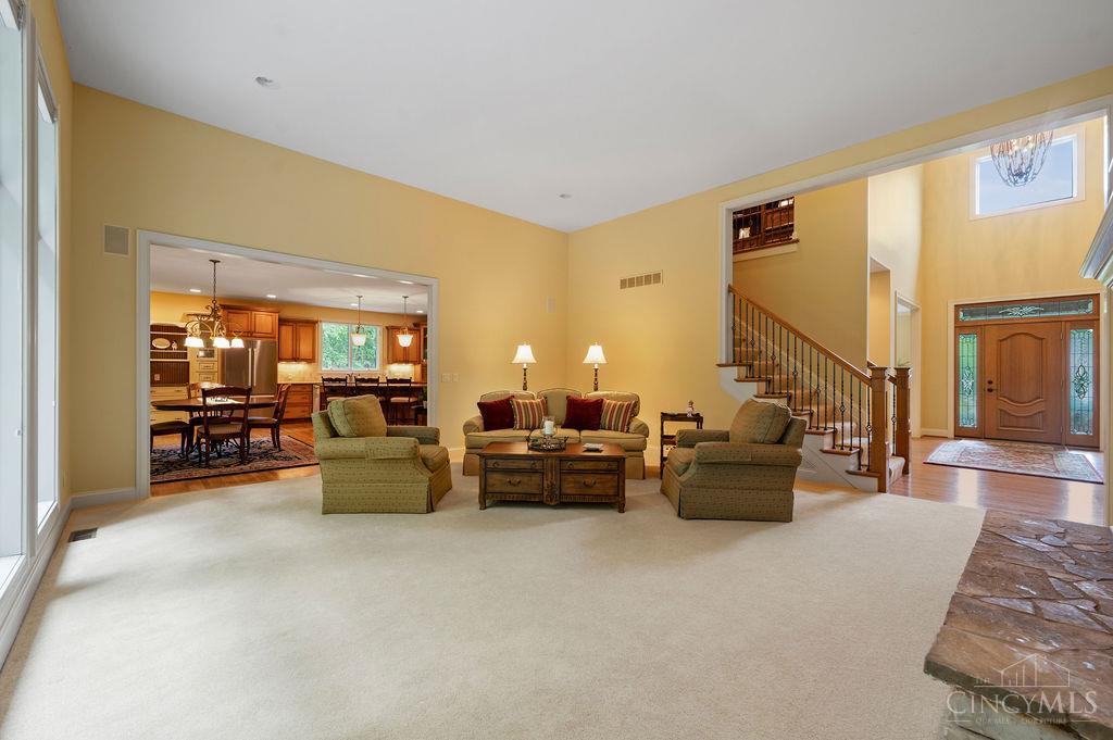 1643 Hawk Ridge Drive Maineville, OH 45039 - Photo 12 of 61 Gallery Image 12