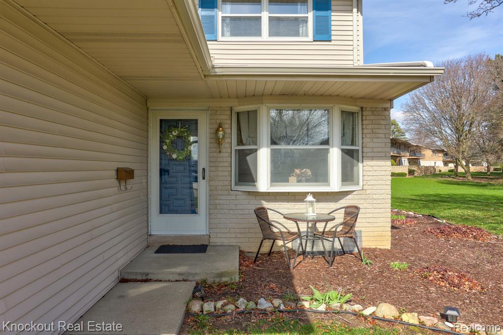 239 Churchgrove Road Frankenmuth, MI 48734 - Photo 3 of 45