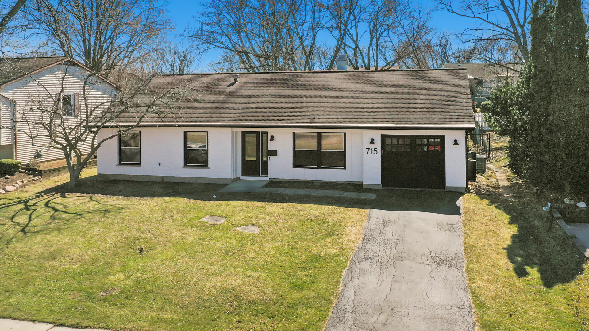 715 Surryse Road Lake Zurich, IL 60047 - Photo 1 of 23 Gallery Image 1