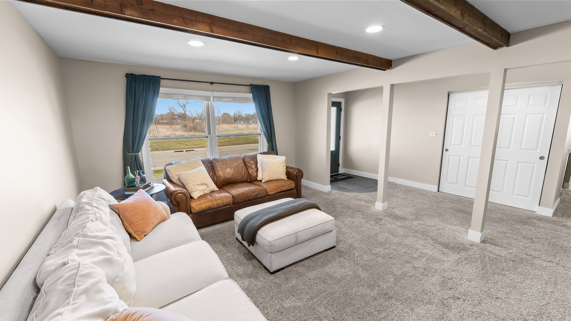 715 Surryse Road Lake Zurich, IL 60047 - Photo 5 of 23 Gallery Image 5