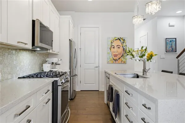 $575,000 | 447 Alderwood Street, Atlanta, GA 30328