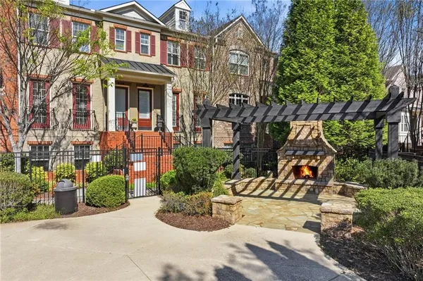 $575,000 | 447 Alderwood Street, Atlanta, GA 30328