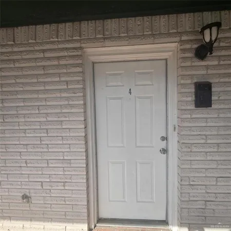 $750 | 1612 Orange Avenue, Unit 4, Weslaco, TX 78596