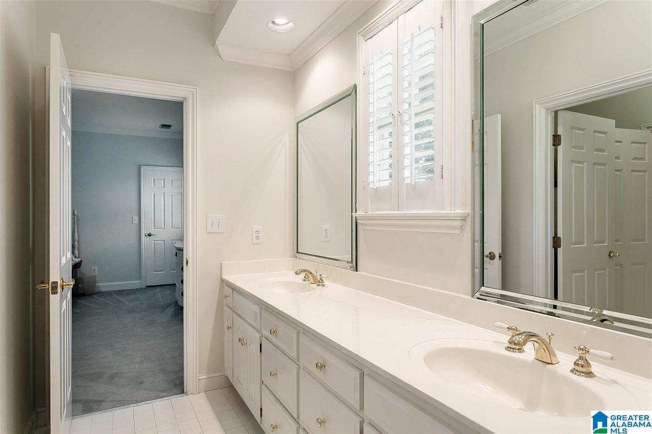 2108 Hickory Ridge Circle Birmingham, AL 35243 - Photo 34 of 50