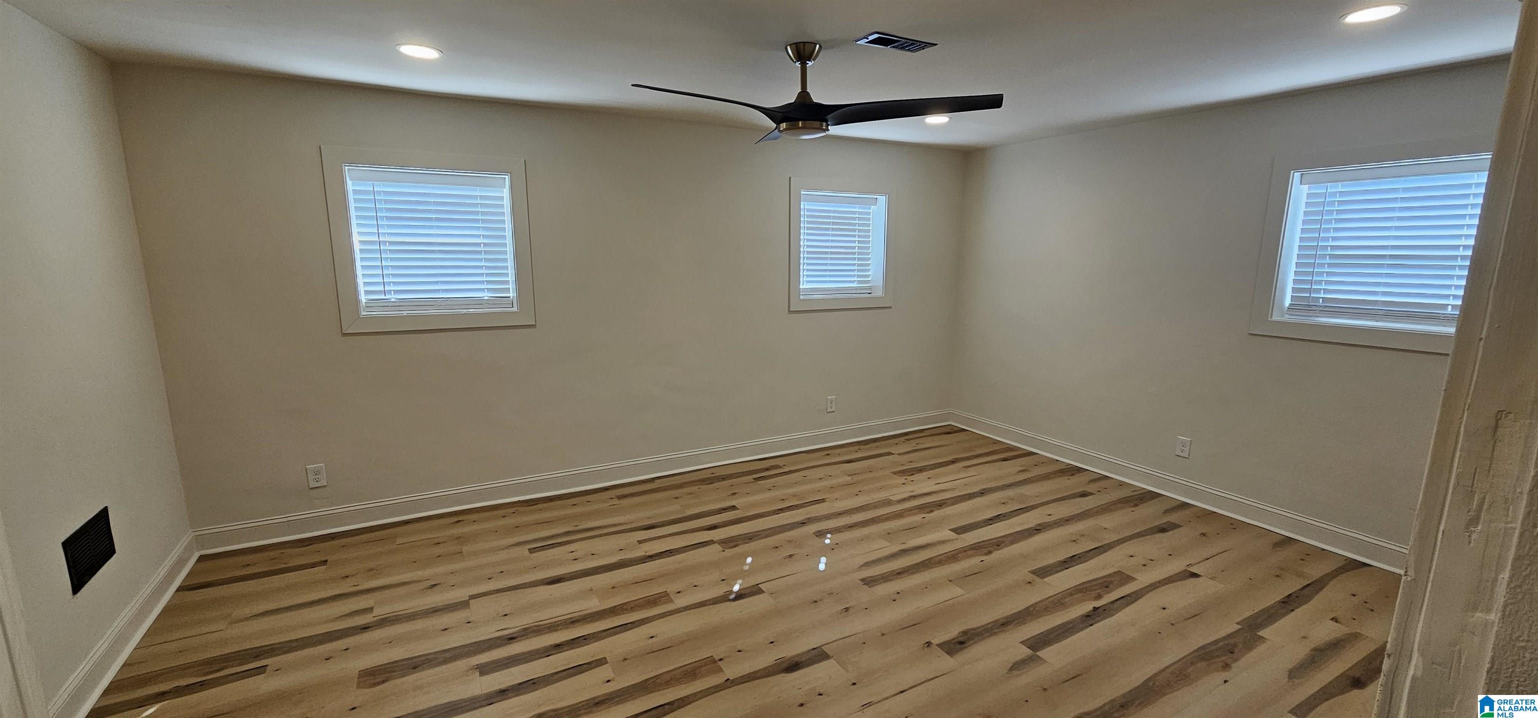 820 28th Street Southwest Birmingham, AL 35211 - Photo 28 of 47