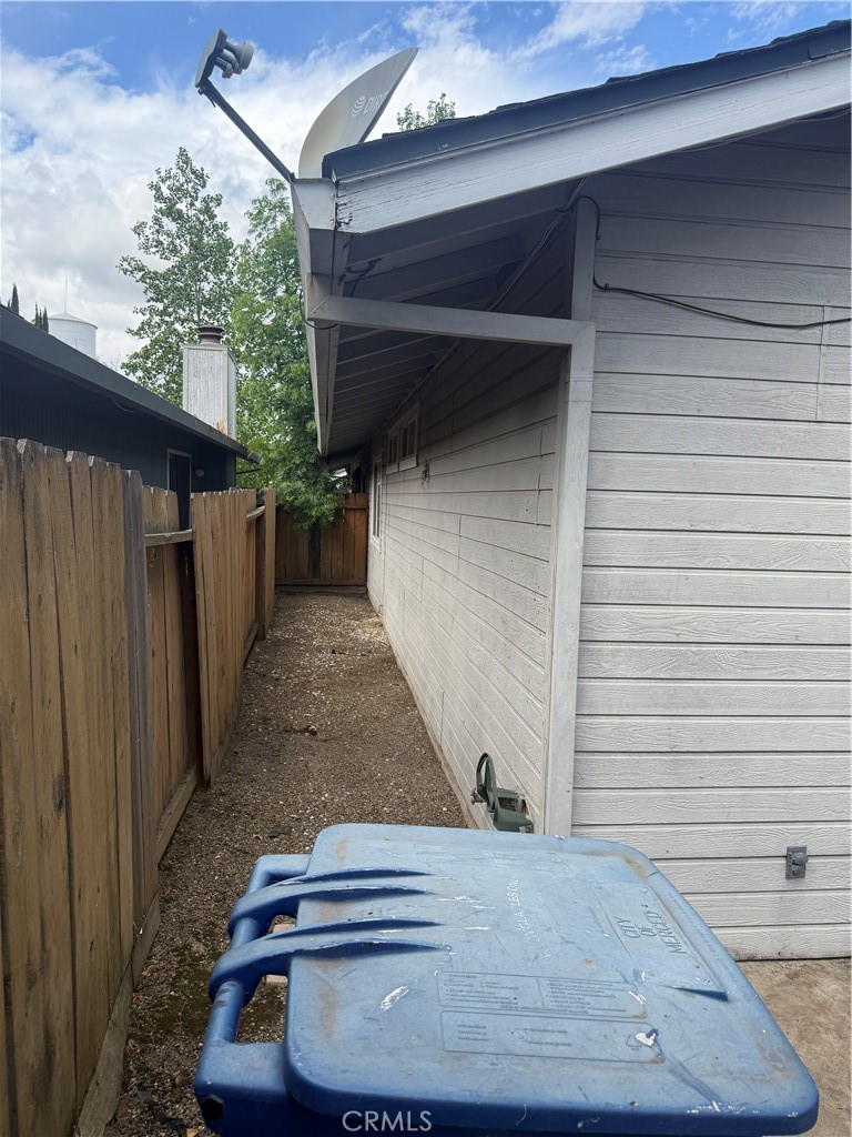 338 St Michelle Drive Merced, CA 95348 - Photo 5 of 19