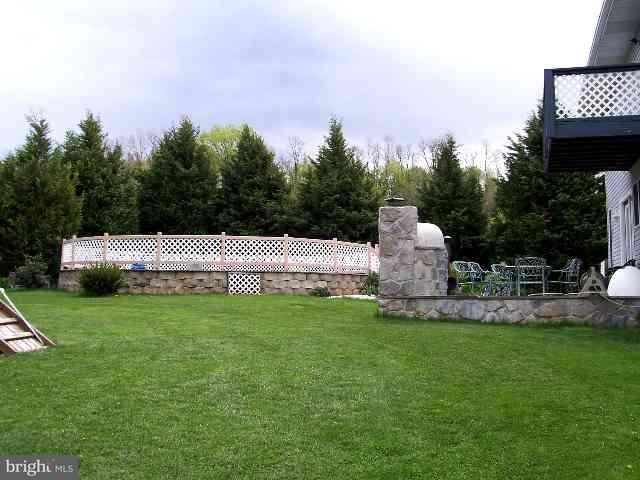 6096 Old Hanover Road Spring Grove, PA 17362 - Photo 2 of 6