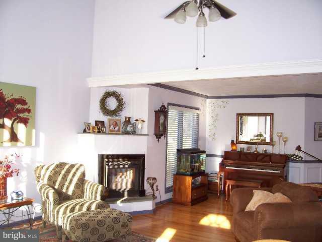 6096 Old Hanover Road Spring Grove, PA 17362 - Photo 4 of 6