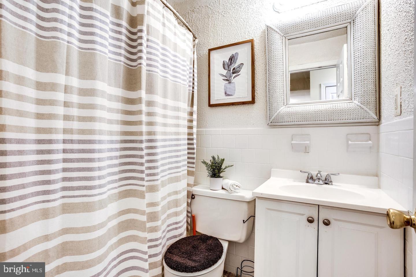 11902 D Tarragon Road, Unit D Reisterstown, MD 21136 - Photo 26 of 27 bathroon 1