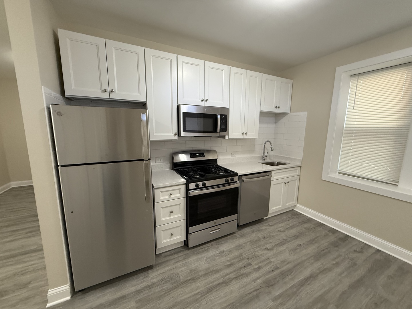 3150 South Harlem Avenue, Unit GDN Riverside, IL 60546 - Photo 6 of 9
