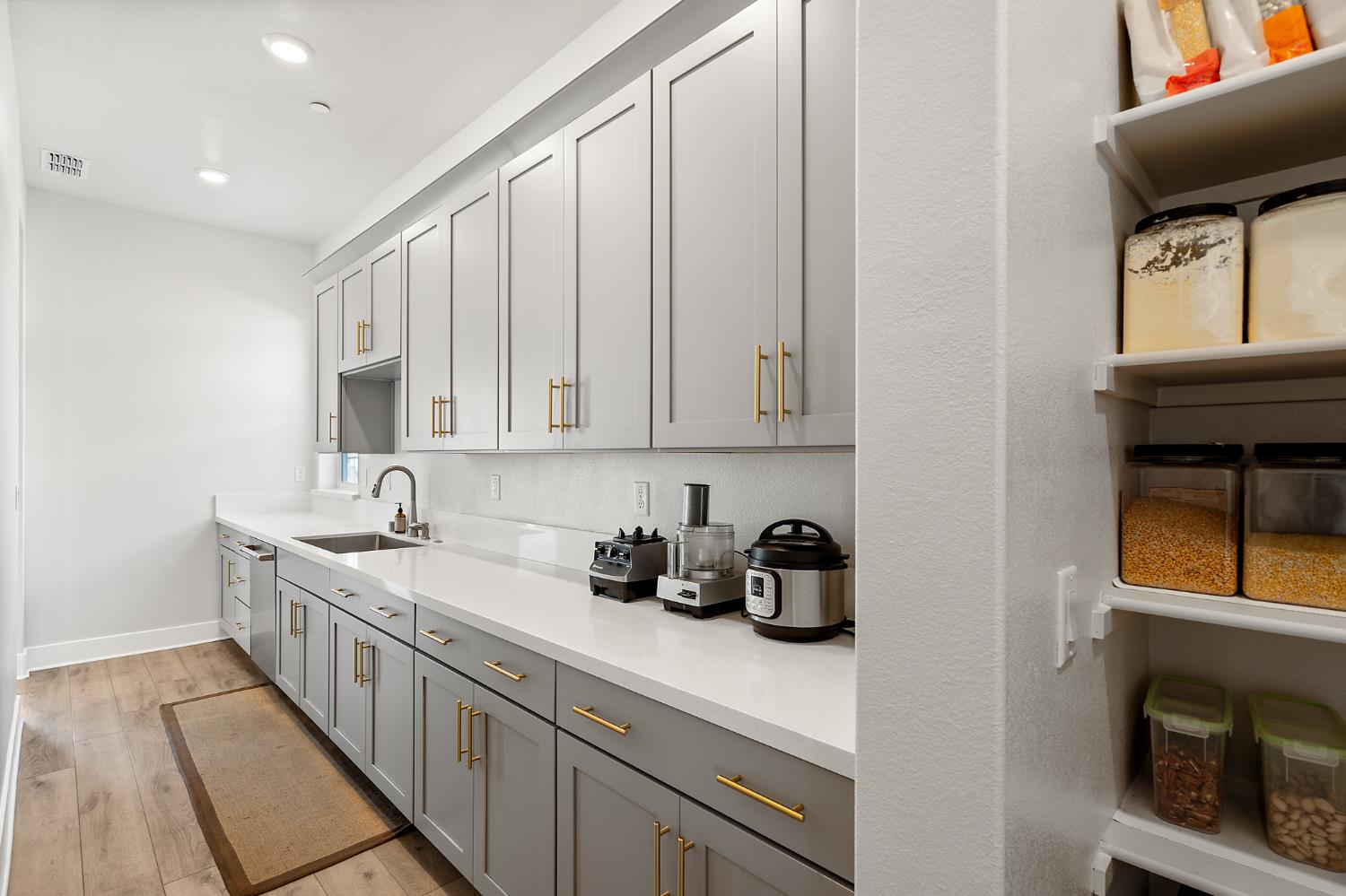 14809 Rustic Ridge Circle Folsom, CA 95630 - Photo 19 of 48