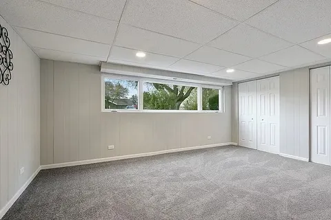 $330,000 | 16308 University Avenue, South Holland, IL 60473