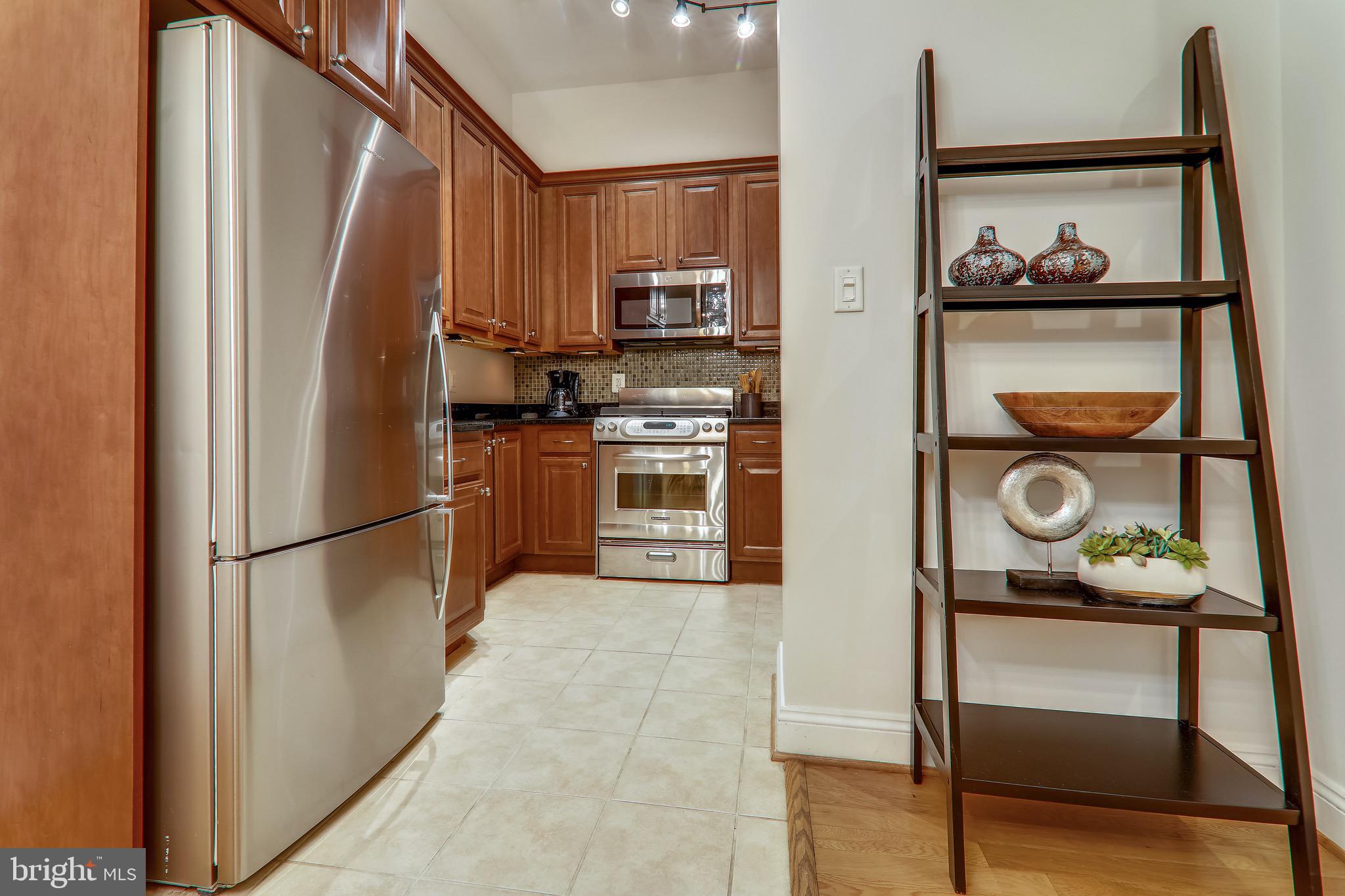 1438 Columbia Road Northwest, Unit 103 Washington, DC 20009 - Photo 14 of 39 Updated kitchen