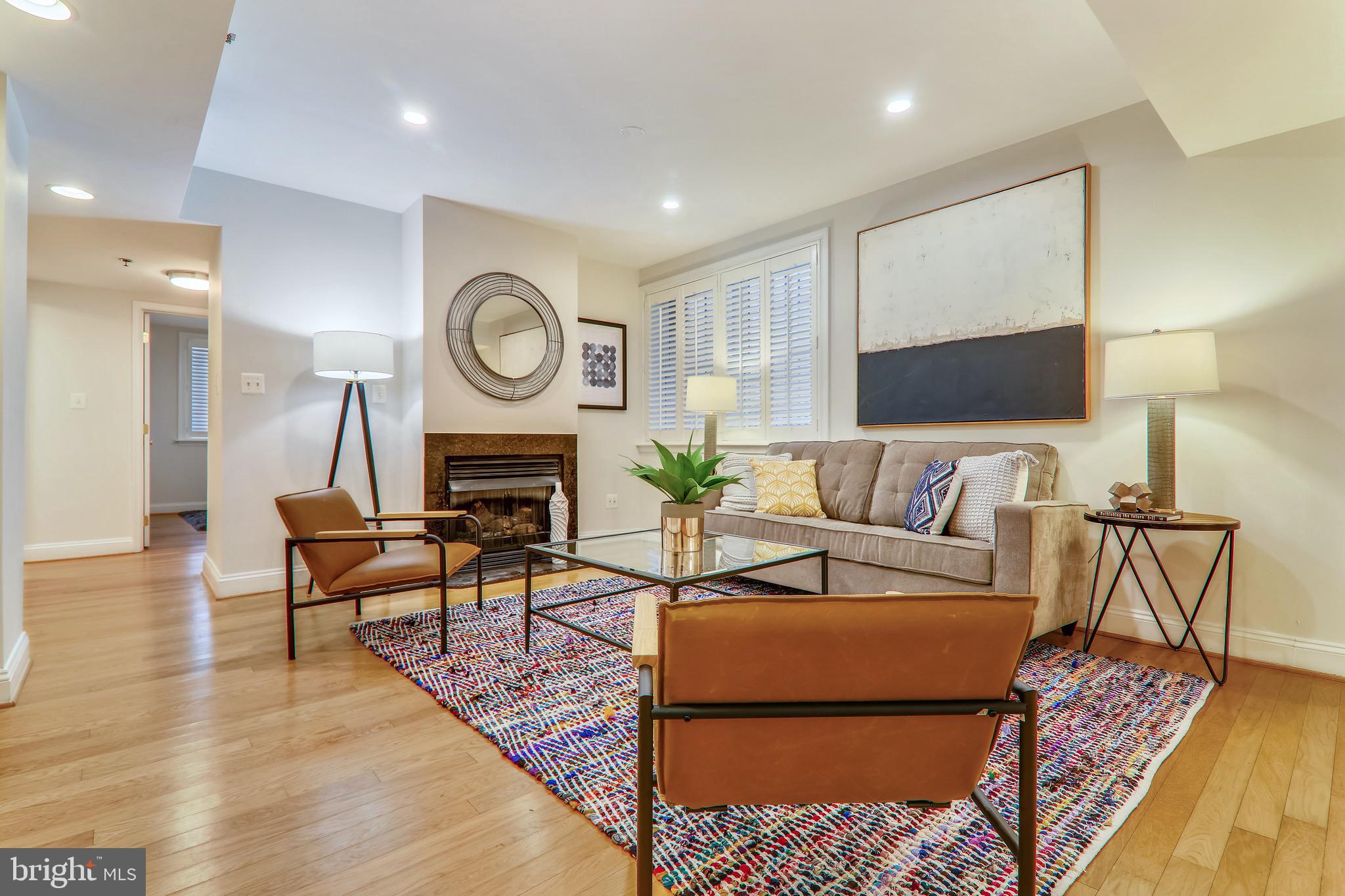 1438 Columbia Road Northwest, Unit 103 Washington, DC 20009 - Photo 6 of 39 Inviting and spacious living space