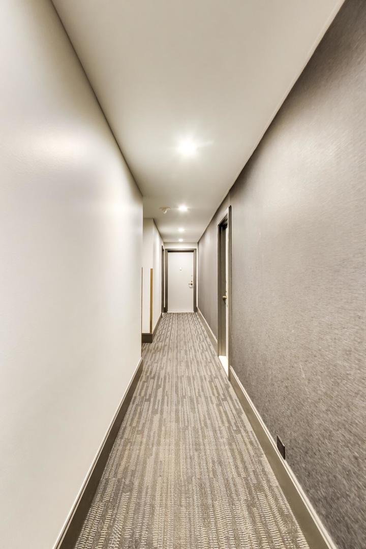 260 East Chestnut Street, Unit 801 Chicago, IL 60611 - Photo 4 of 36