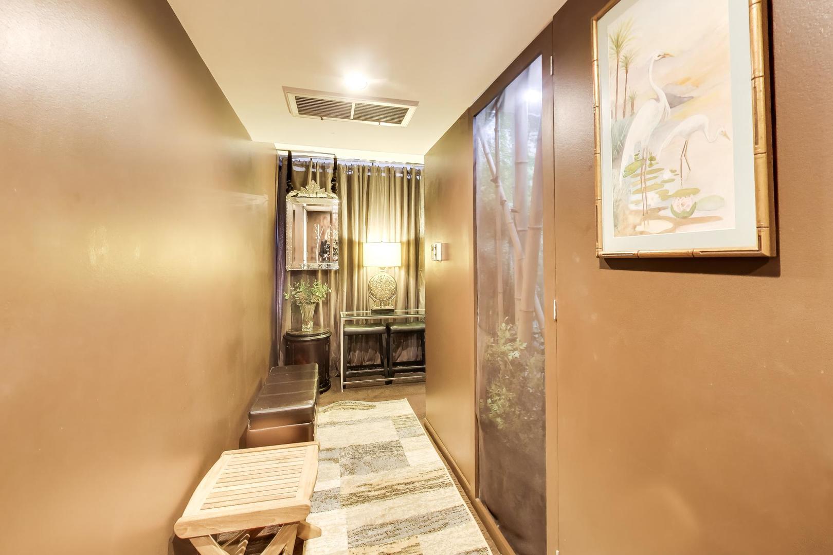 260 East Chestnut Street, Unit 801 Chicago, IL 60611 - Photo 6 of 36