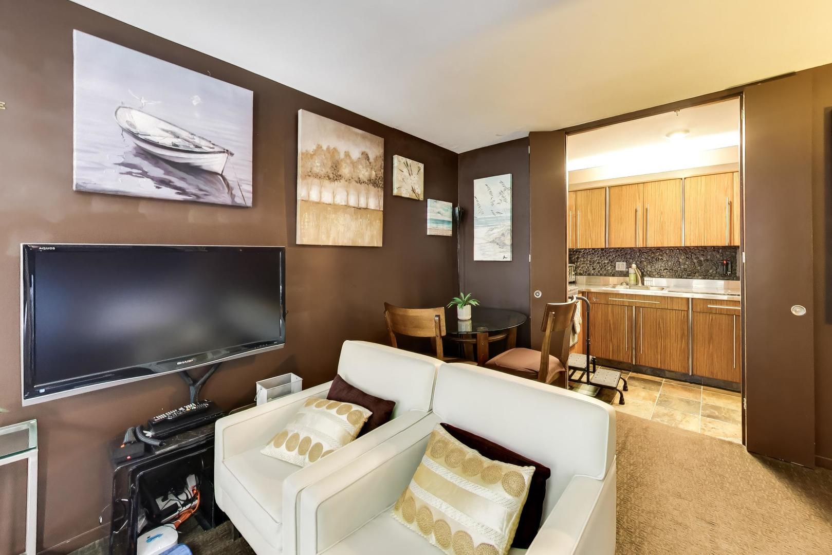260 East Chestnut Street, Unit 801 Chicago, IL 60611 - Photo 9 of 36