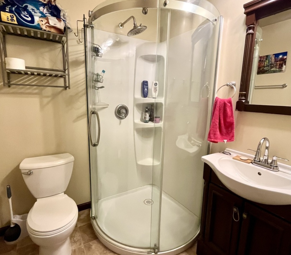 1221 Plain Street Peru, IL 61354 - Photo 11 of 36