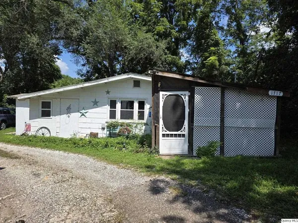 $30,000 | 1717 North 4th Street, Quincy, IL 62301