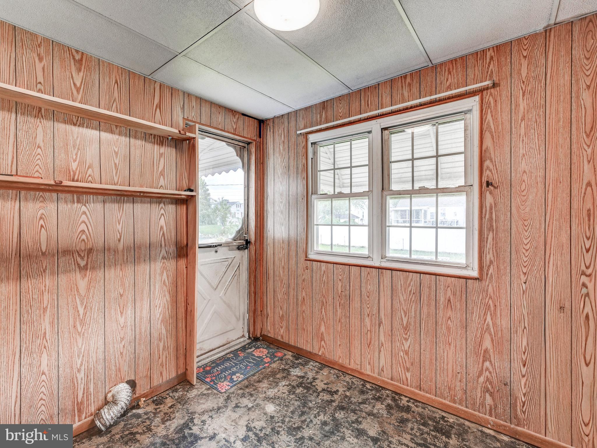 3206 Lynch Road Baltimore, MD 21219 - Photo 21 of 70 Mud Room off Kitchen