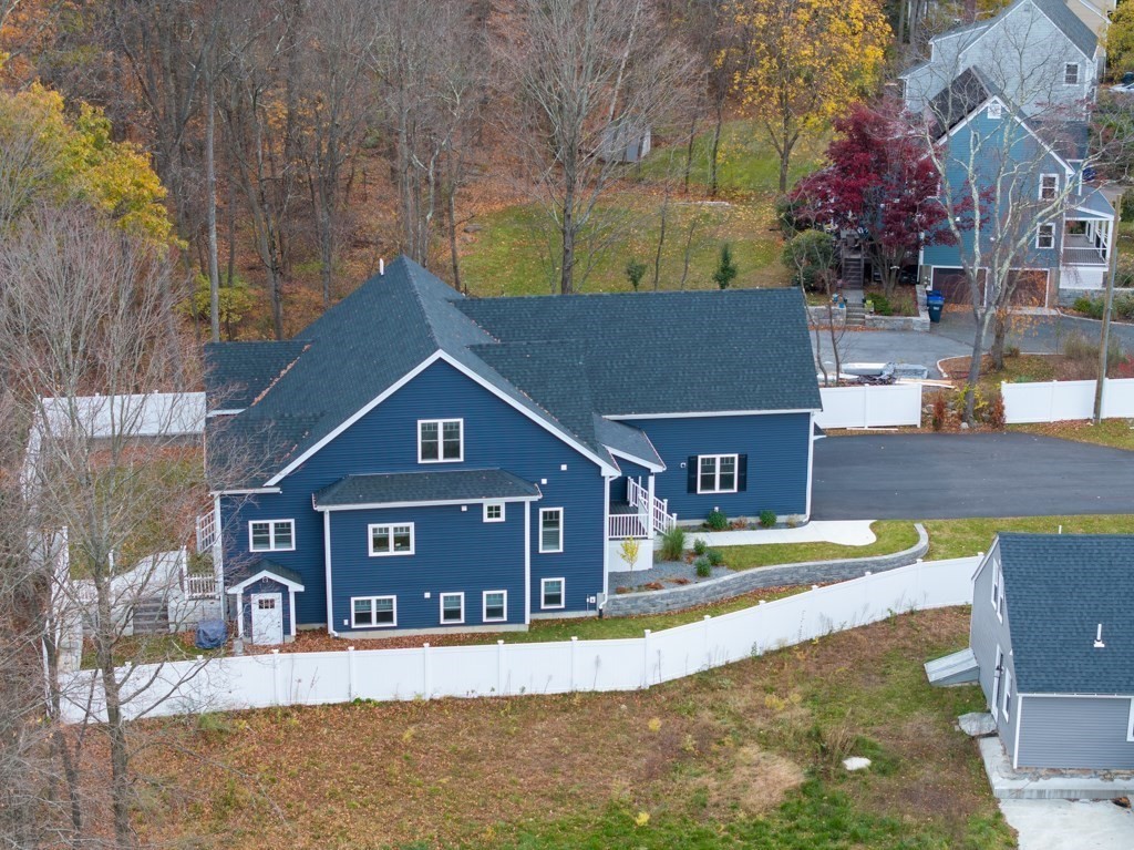 44 Silver Hill Road Milford, MA 01757 - Photo 4 of 38