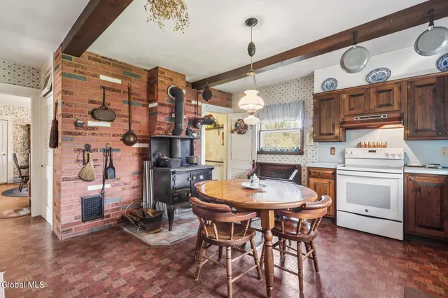 $669,000 | 171 Highway 30, Gilboa, NY 12076