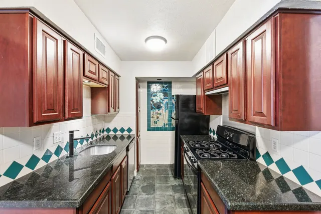 $1,495 | 505 West 7th Street, Unit 106, Austin, TX 78701