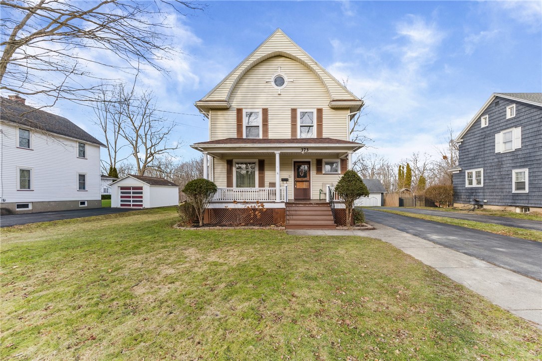 373 Genesee Street Avon, NY 14414 - Photo 2 of 50