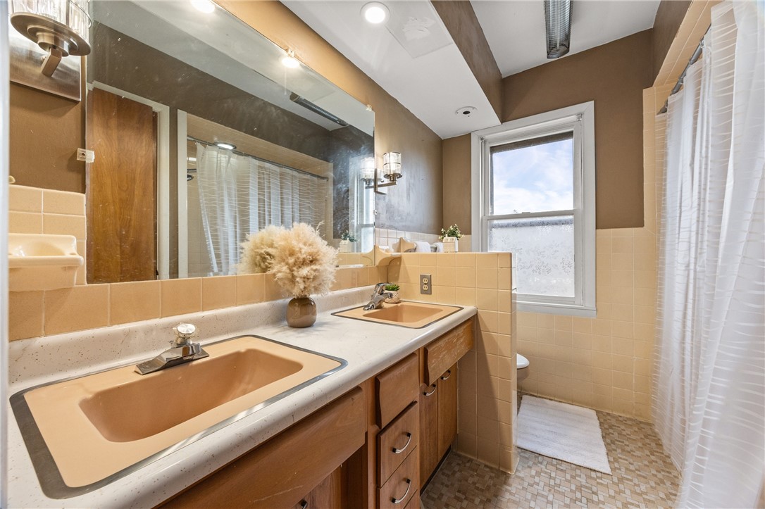 373 Genesee Street Avon, NY 14414 - Photo 29 of 50