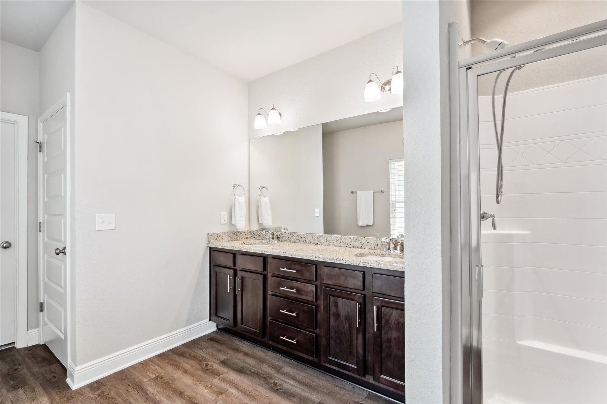 1203 Lavender Lane Foley, AL 36535 - Photo 17 of 58 Bathroom
