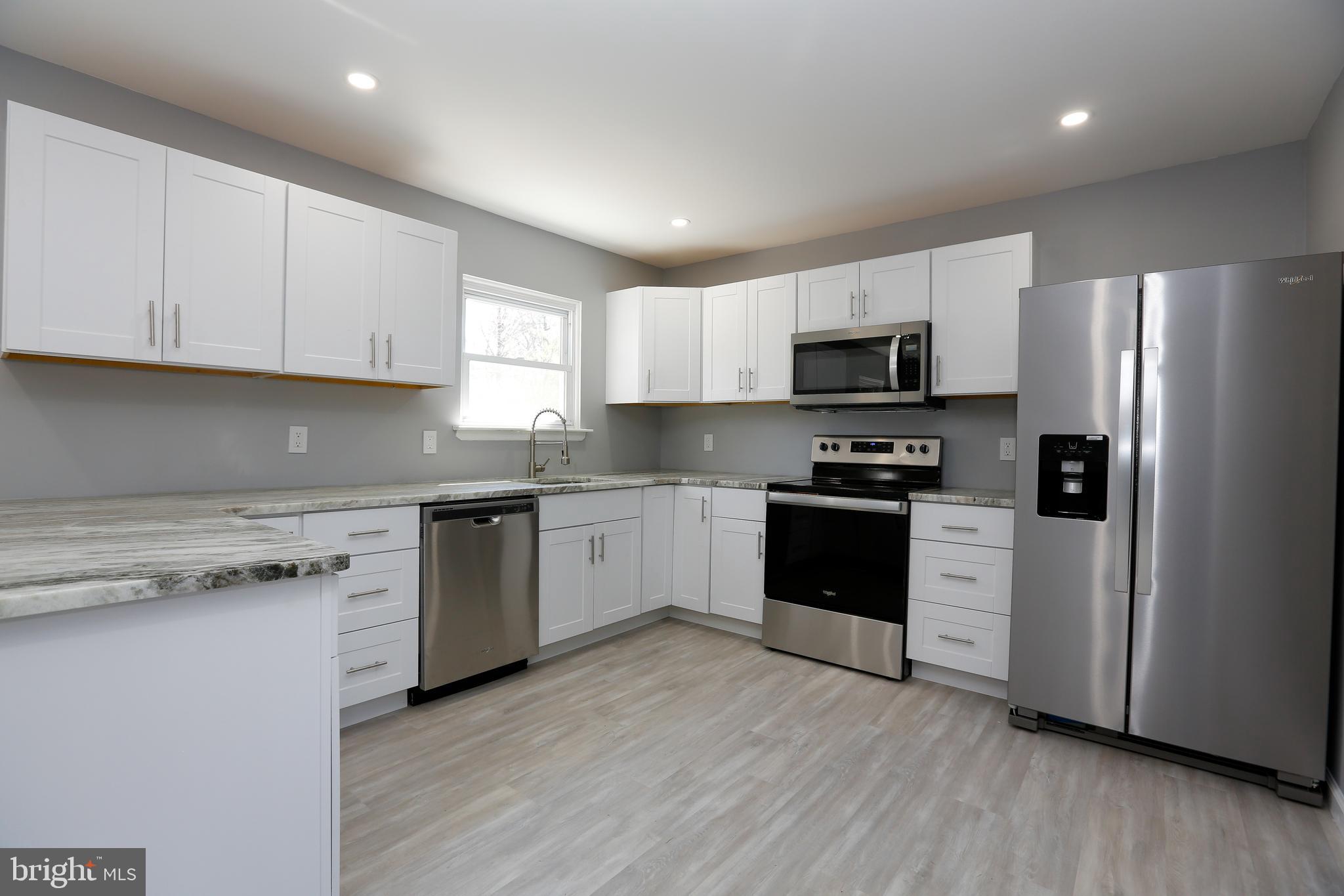 1503 Larkin Road Boothwyn, PA 19061 - Photo 2 of 34 Gallery Image 2