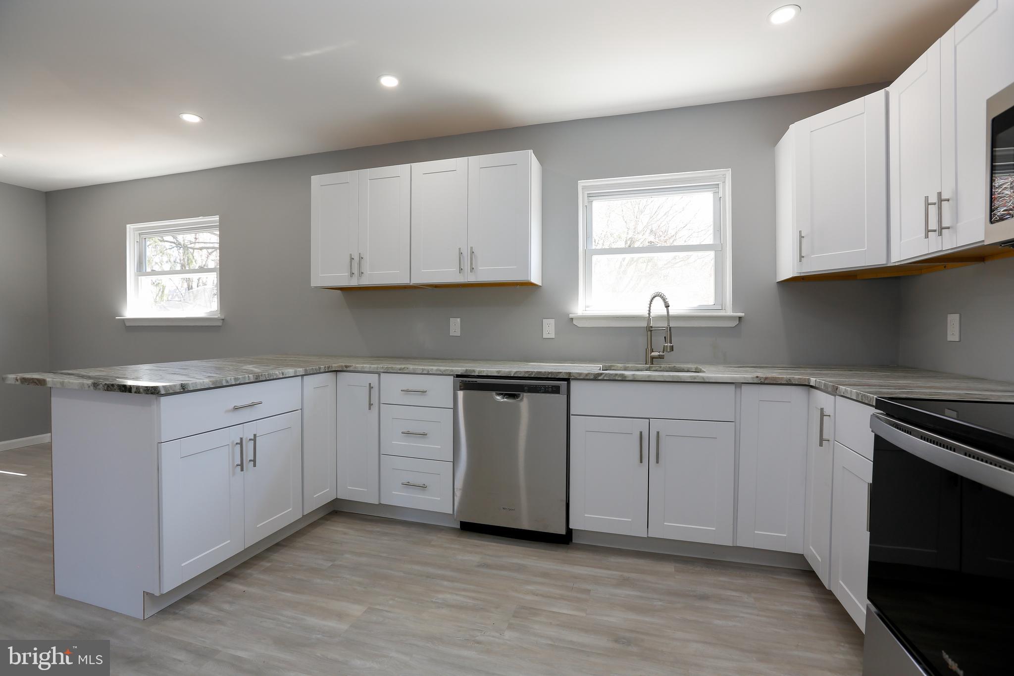 1503 Larkin Road Boothwyn, PA 19061 - Photo 9 of 34 Gallery Image 9