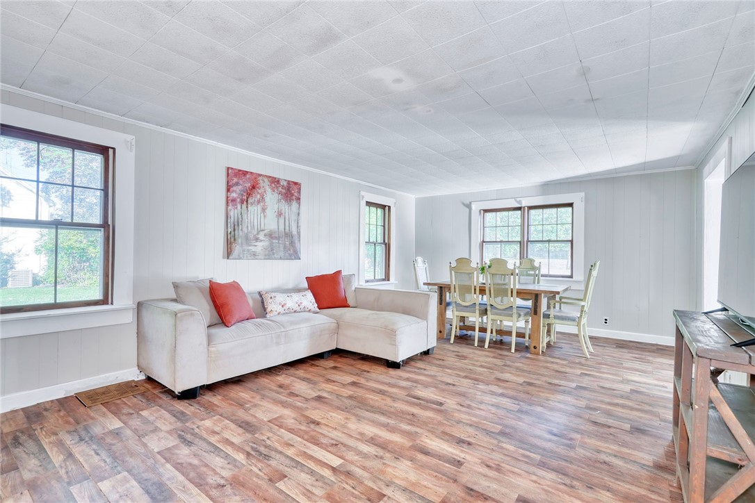 595 Hinchey Road Gates, NY 14624 - Photo 12 of 31