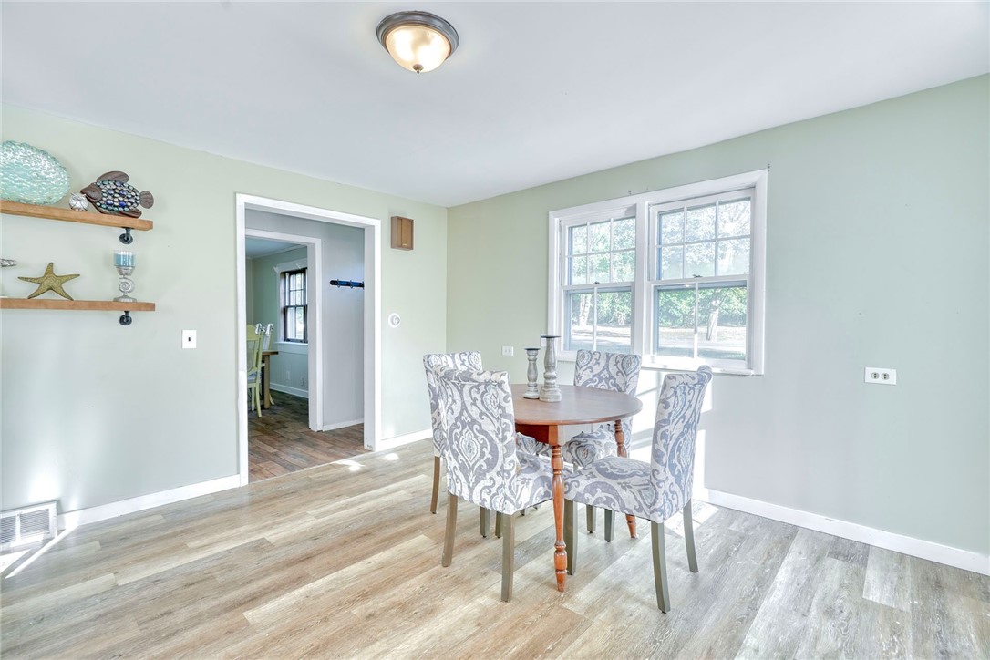 595 Hinchey Road Gates, NY 14624 - Photo 9 of 31