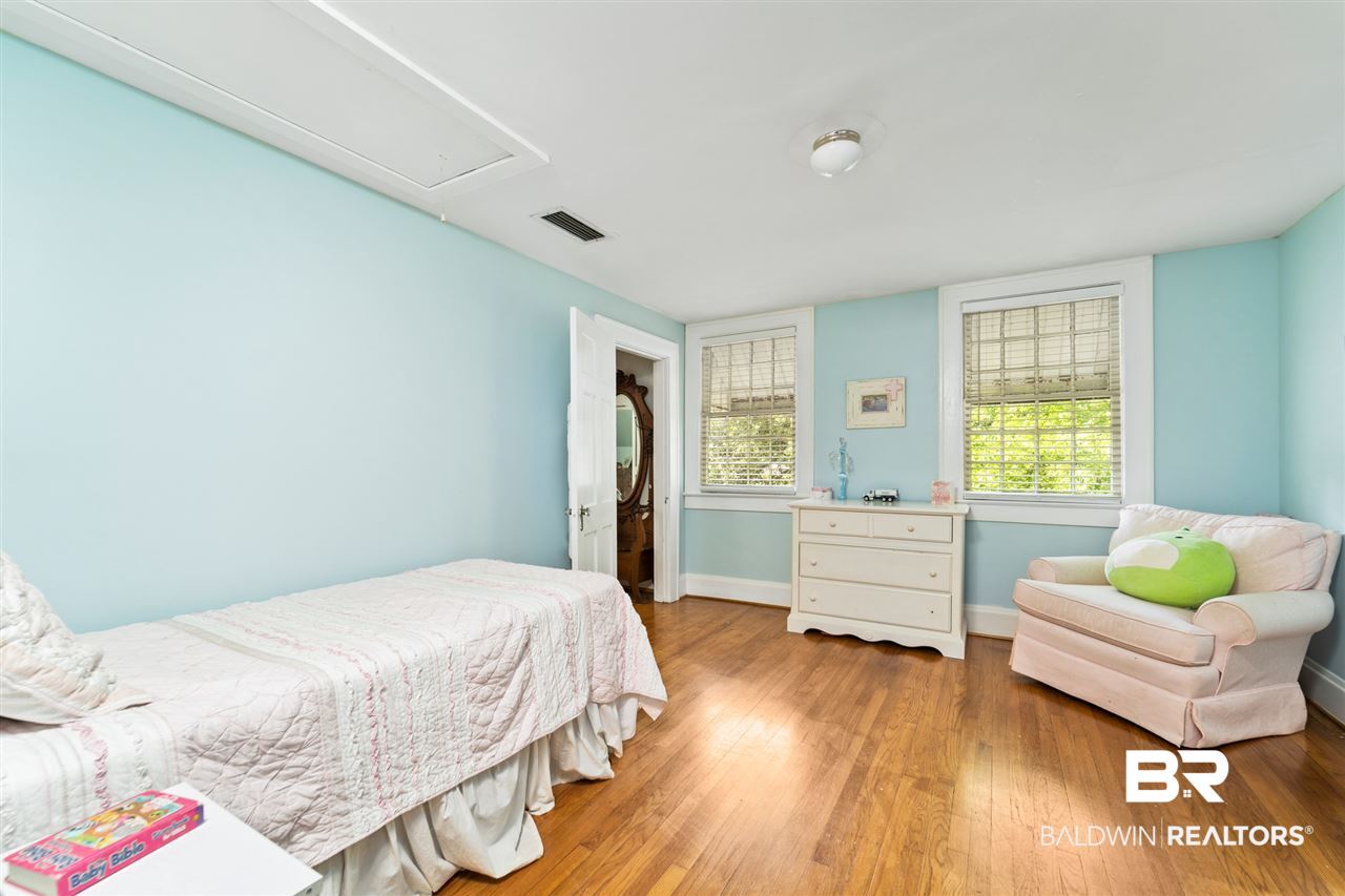 1911 Clearmont Street Mobile, AL 36606 - Photo 19 of 28