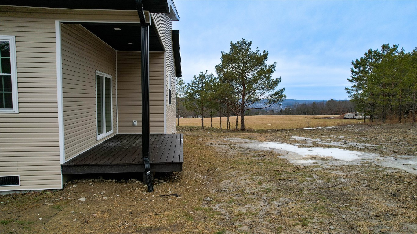 3575 Carman Road Binghamton, NY 13903 - Photo 4 of 35