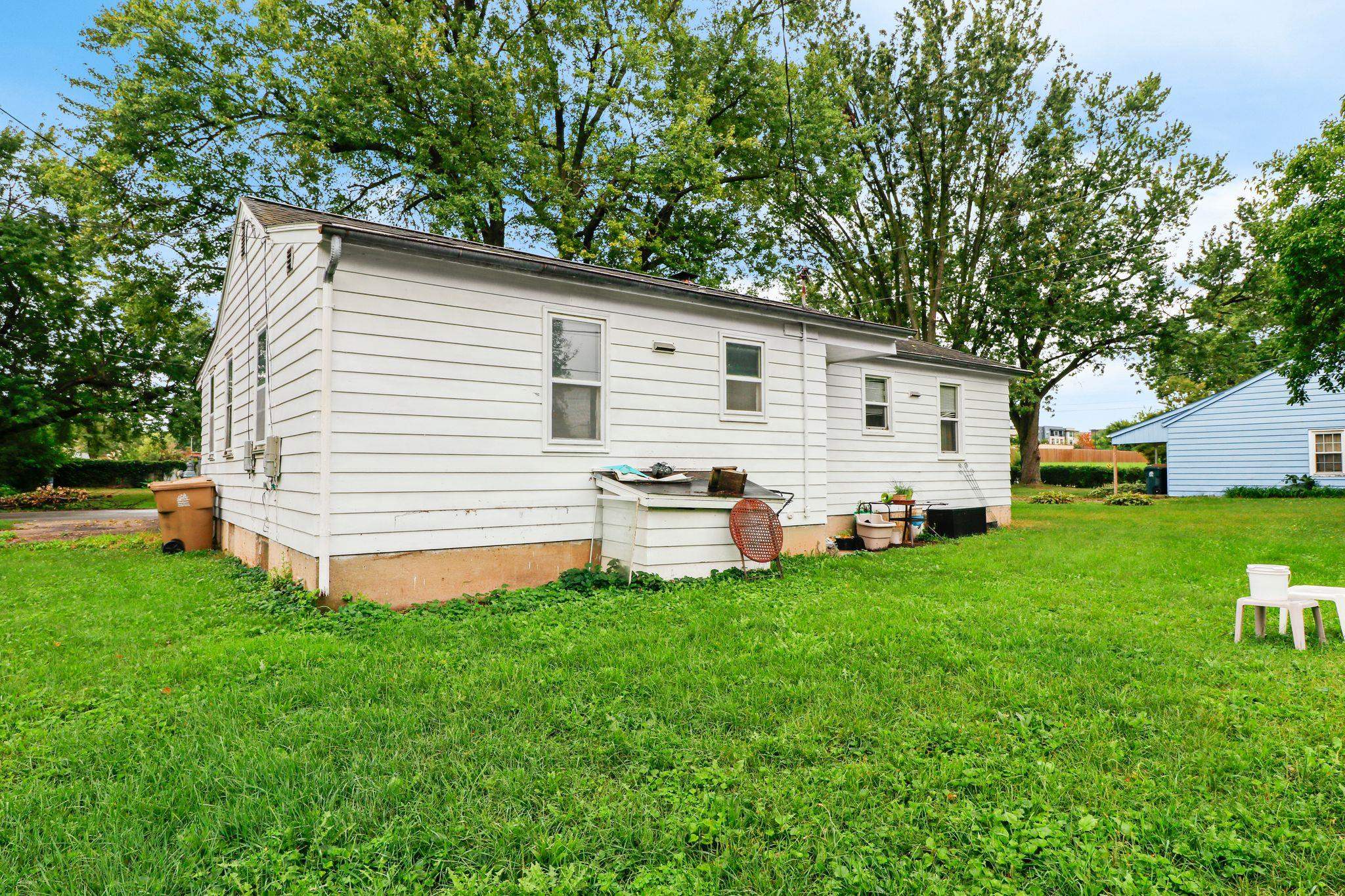 3570 Ridgeway Avenue Madison, WI 53704 - Photo 6 of 36 Gallery Image 6