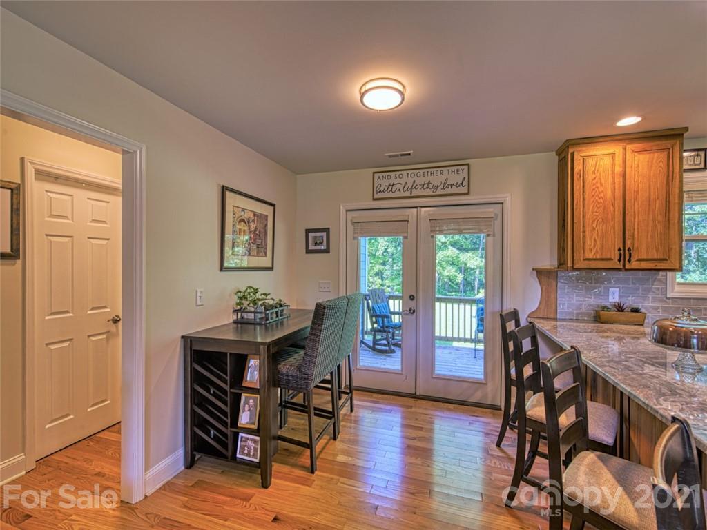 1391 Summer Road Hendersonville, NC 28792 - Photo 22 of 40 Gallery Image 22