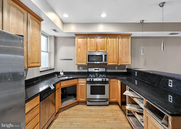 115 New York Avenue Northwest, Unit 6 Washington, DC 20001 - Photo 13 of 20