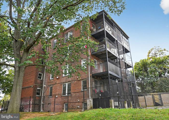 115 New York Avenue Northwest, Unit 6 Washington, DC 20001 - Photo 2 of 20