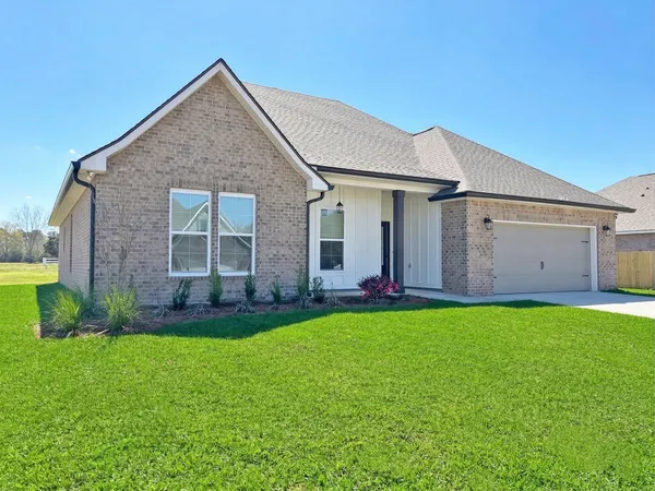 $396,012 | 2803 San Antone Court, Crestview, FL 32539
