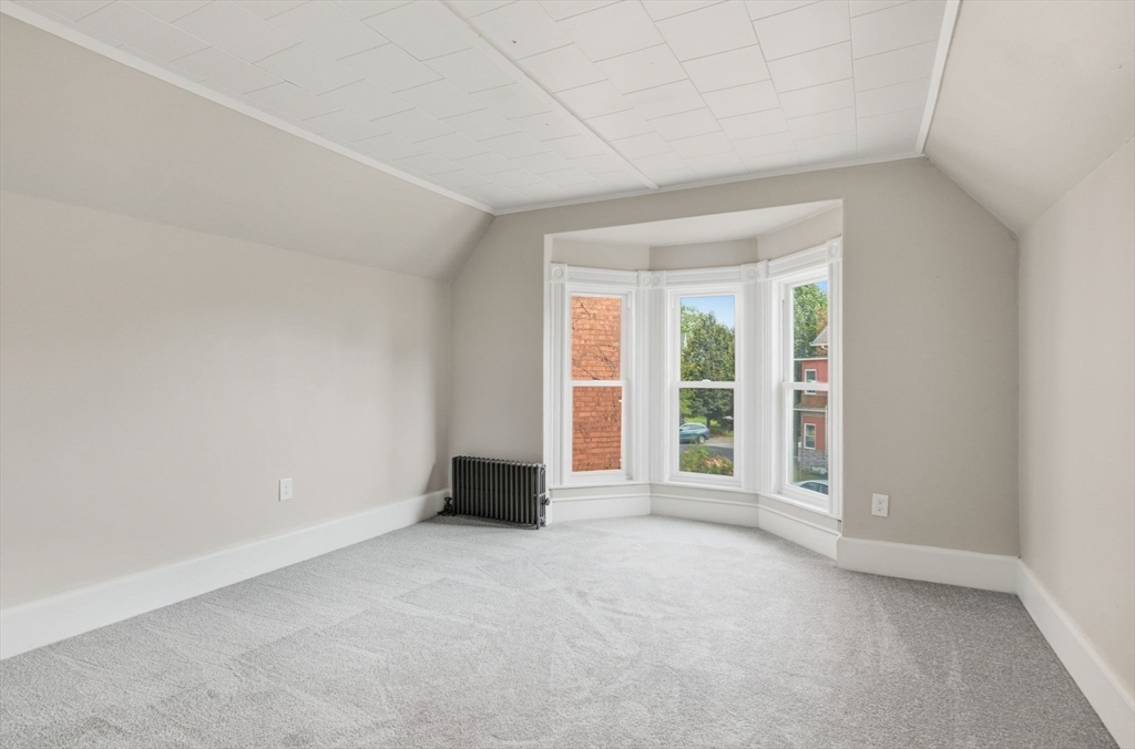 49 Linden Street Holyoke, MA 01040 - Photo 19 of 24