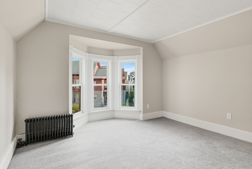 49 Linden Street Holyoke, MA 01040 - Photo 21 of 24