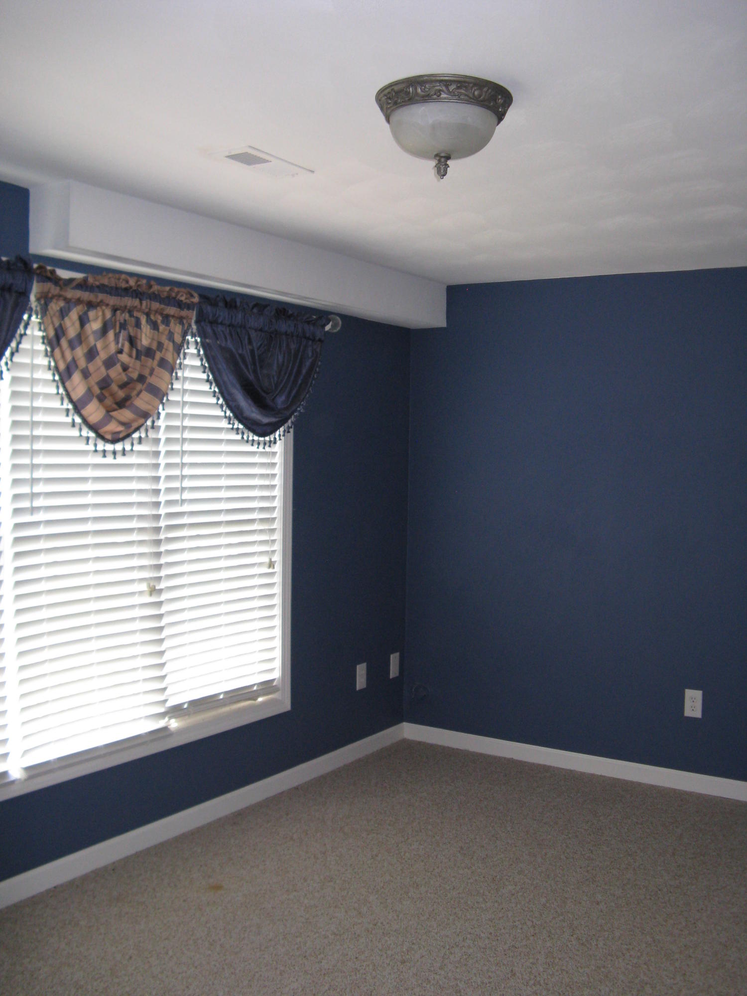 629 Castleridge Road Vinton, VA 24179 - Photo 11 of 19 office